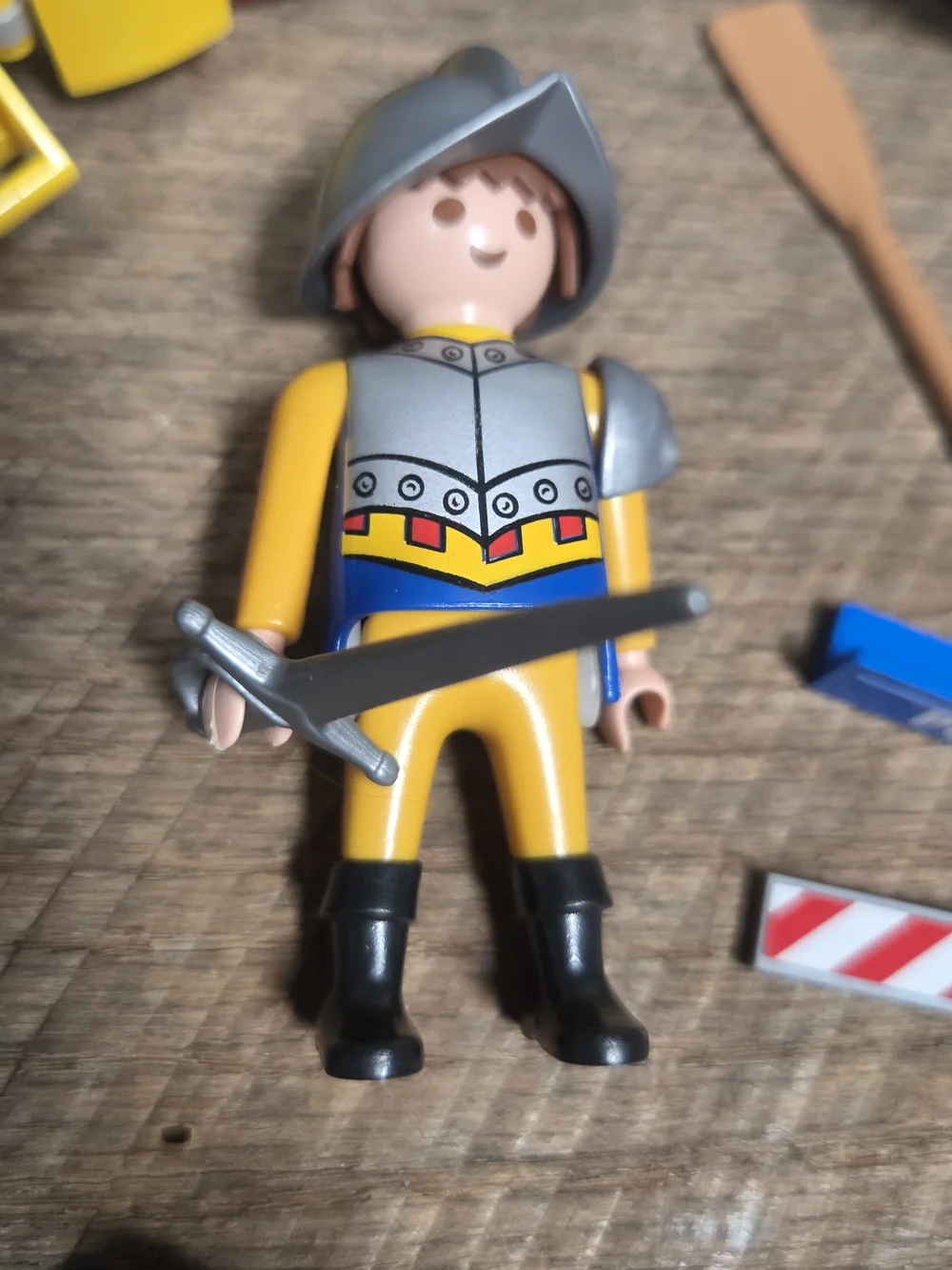 Assorted Lego Figures & Accessories Ninjago, Spongebob, Minecraft Etc Bin P